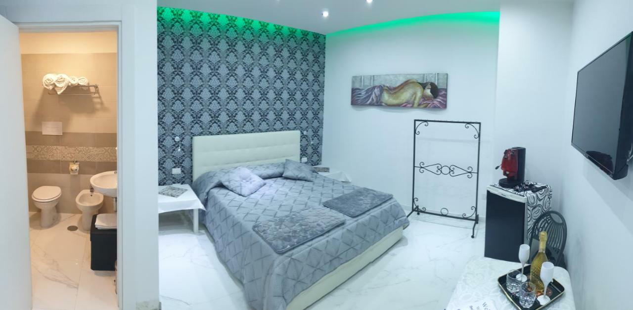 Luxury Room Al Cristo Velato Napoli Eksteriør billede